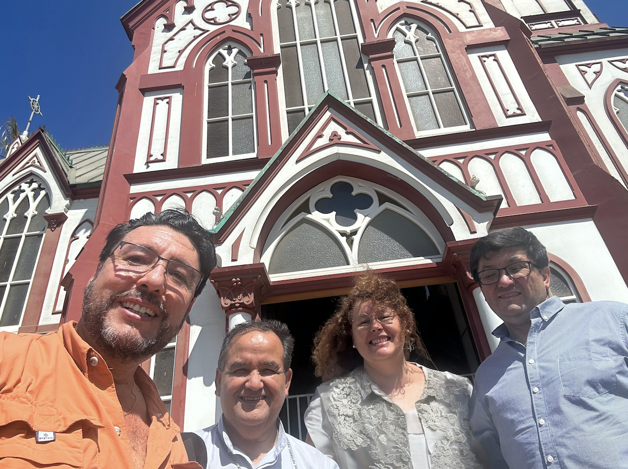 5207F97D B68A-4FF6-9475-ECE2B351D8A0